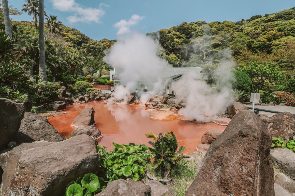 Blood hot spring